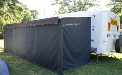 Visiontex Roll Out Awning Walls